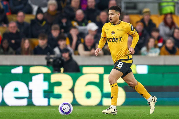 体育事业持 体育事业持