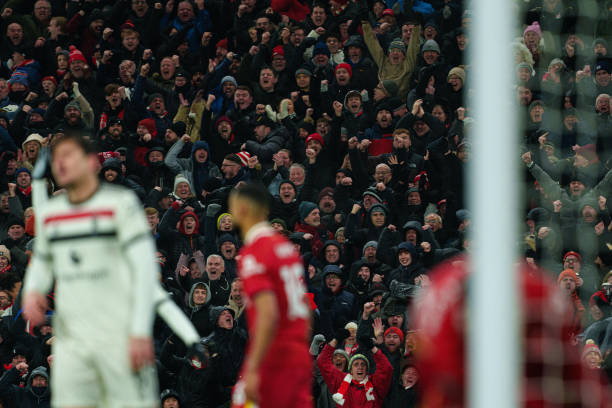 期后仍然具 期后仍然具