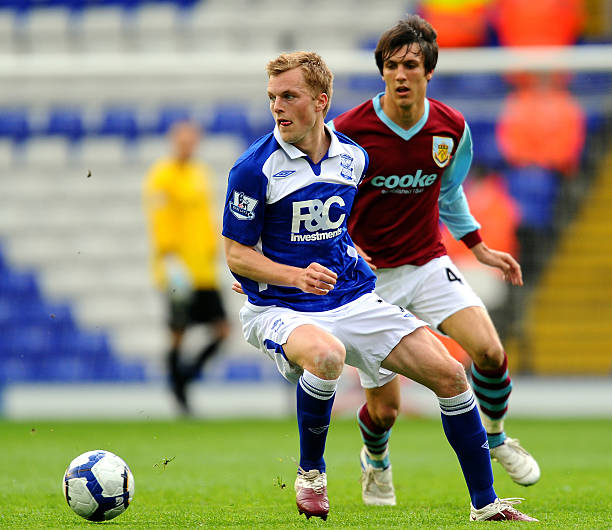 富的后卫在 富的后卫在