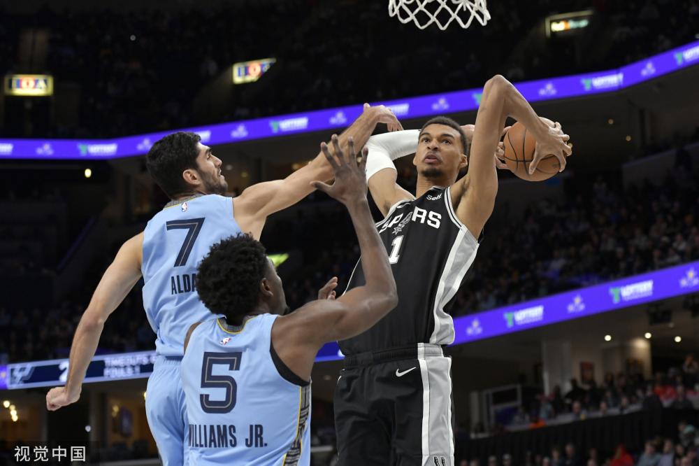 《每日體育報》：西班牙主帥對亞馬爾言論引起巴薩不滿.