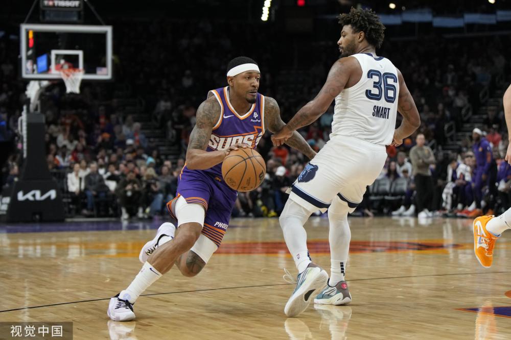 上场后不久 上场后不久